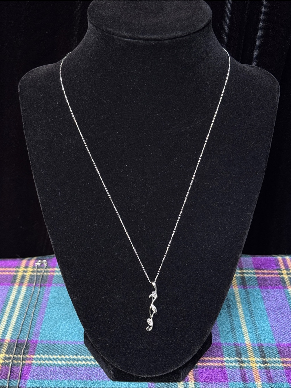 Sterling Silver Leaf Vine Diamond Pavé Pave Necklace